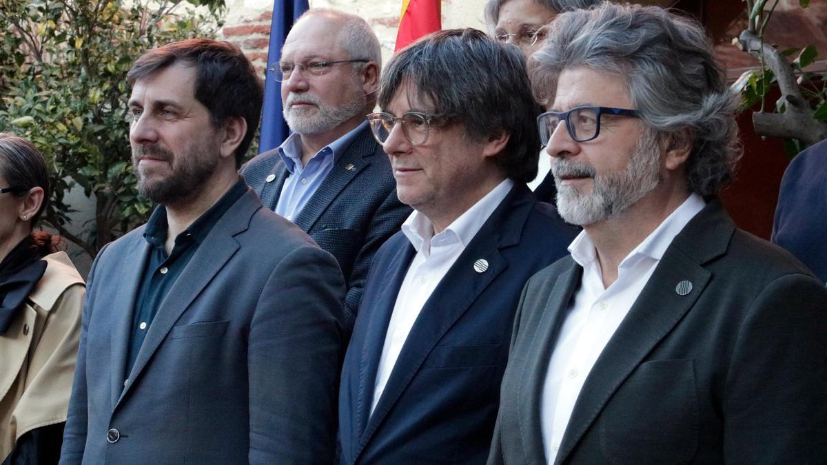 Puigdemont, Comín, Puig y Castellà durante la reunión del Consell de la República