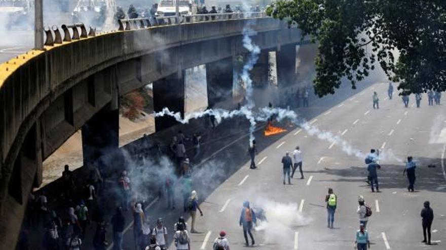 Veneçuela Mor un jove de 17 anys en una manifestació contra el Govern