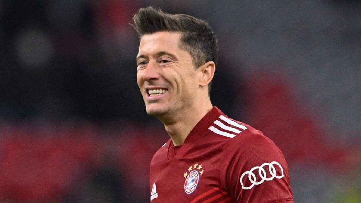 Lewandowski anotó el segundo tanto del Bayern ante el Dortmund