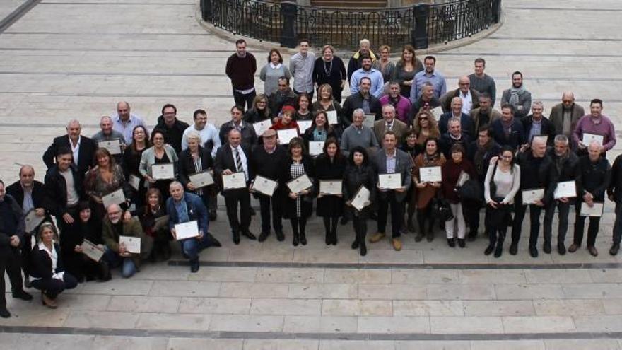 Homenaje por sus más de 25 años de trabajo en el consistorio