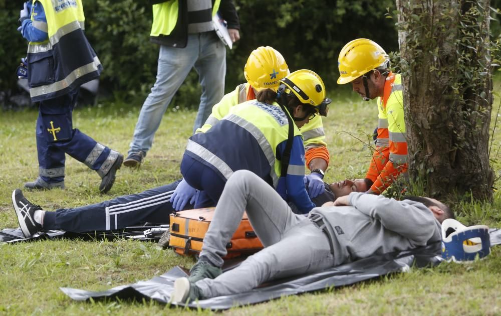 Doble simulacro de emergencias en Asturias: un accidente de avión y un gran incendio forestal