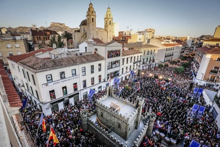 La fiesta estalla con "Idella"