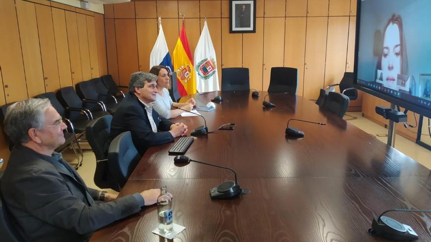 Reunión telemática entre el ayuntamiento capitalino y el Gobierno regional.