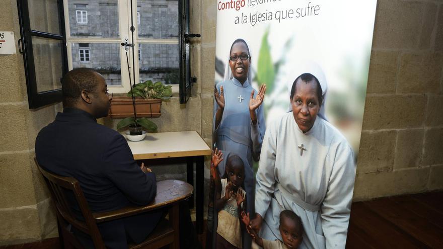 El grito del padre Patrick desde Santiago: «En mi país te matan por ser cristiano»