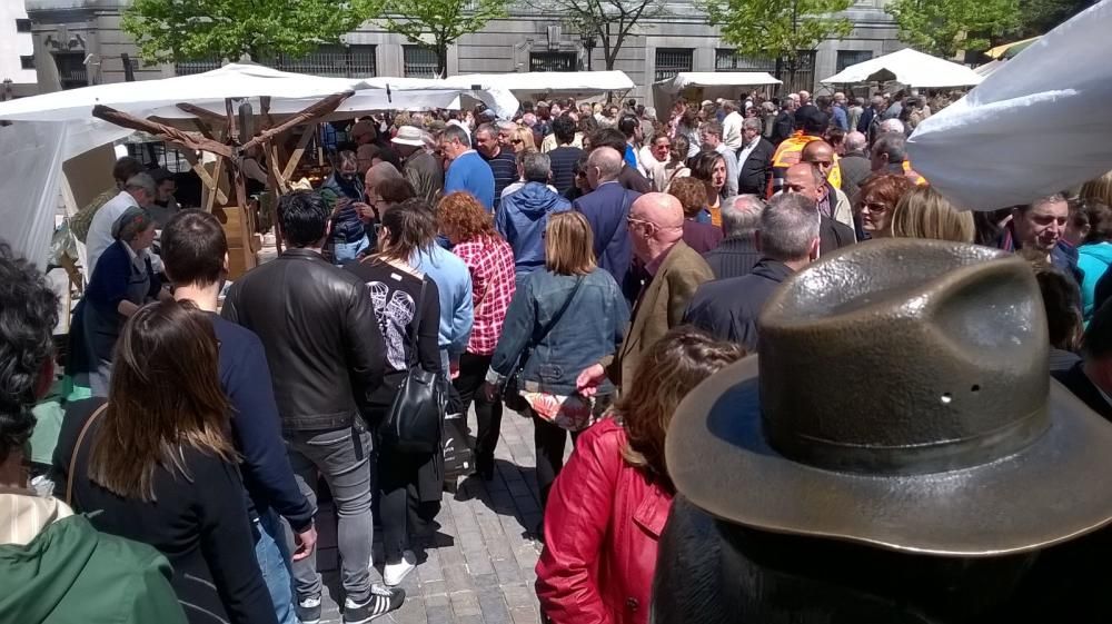 El buen tiempo acompaña a La Ascensión en Oviedo