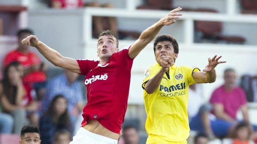 Los errores en defensa condenan al Villarreal en Tarragona (2-0)