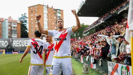 Lejeune celebrando su gol ante el Granada