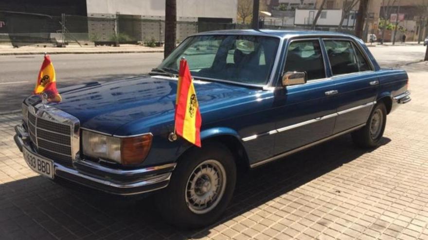 El Mercedes-Benz blindado del rey Juan Carlos I, vendido por 39.500 euros