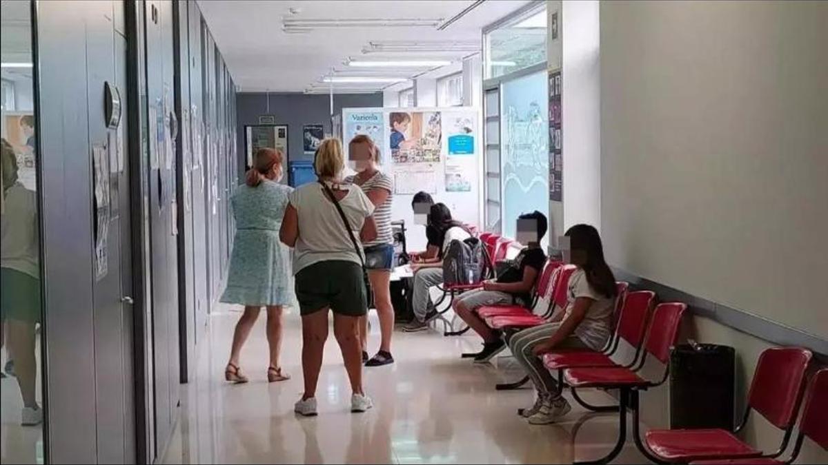 Ojo al aviso de la Seguridad Social para los padres con hijos menores de 26 años: te interesa