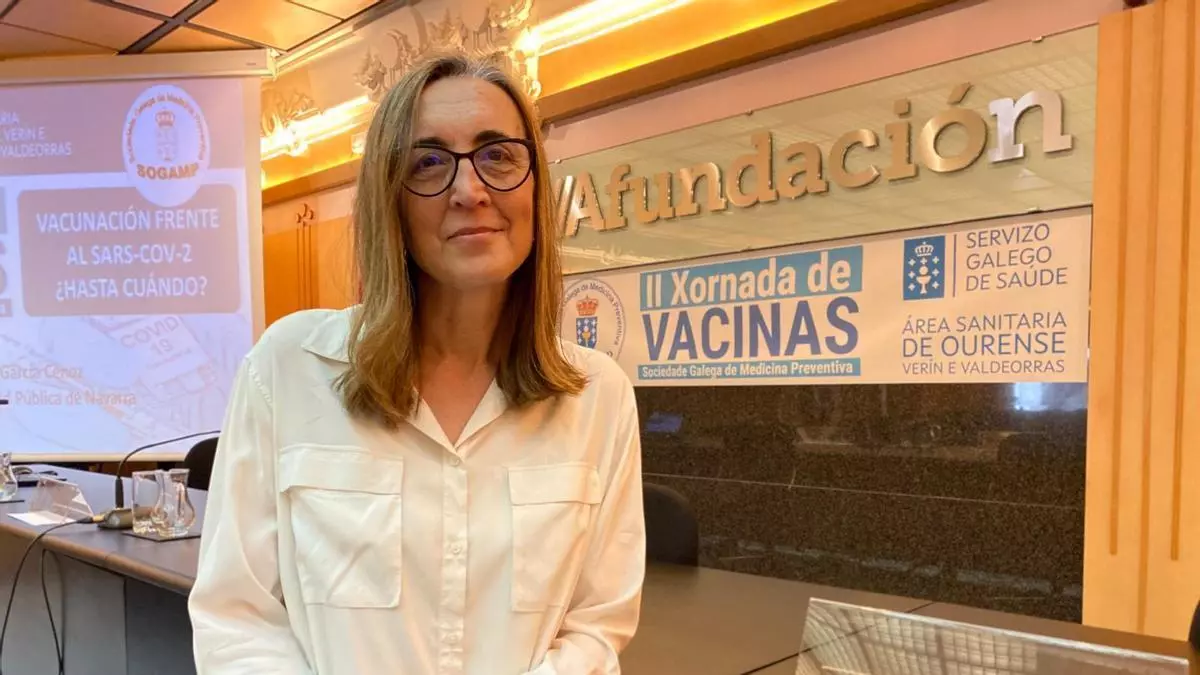 María Sande, jefa de Medicina Preventiva del CHUO: «El covid sigue ahí y a veces tenemos hasta 40 ingresos; hay que vacunarse»