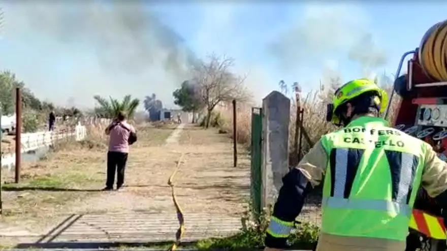 Sofocan dos incendios en Castelló