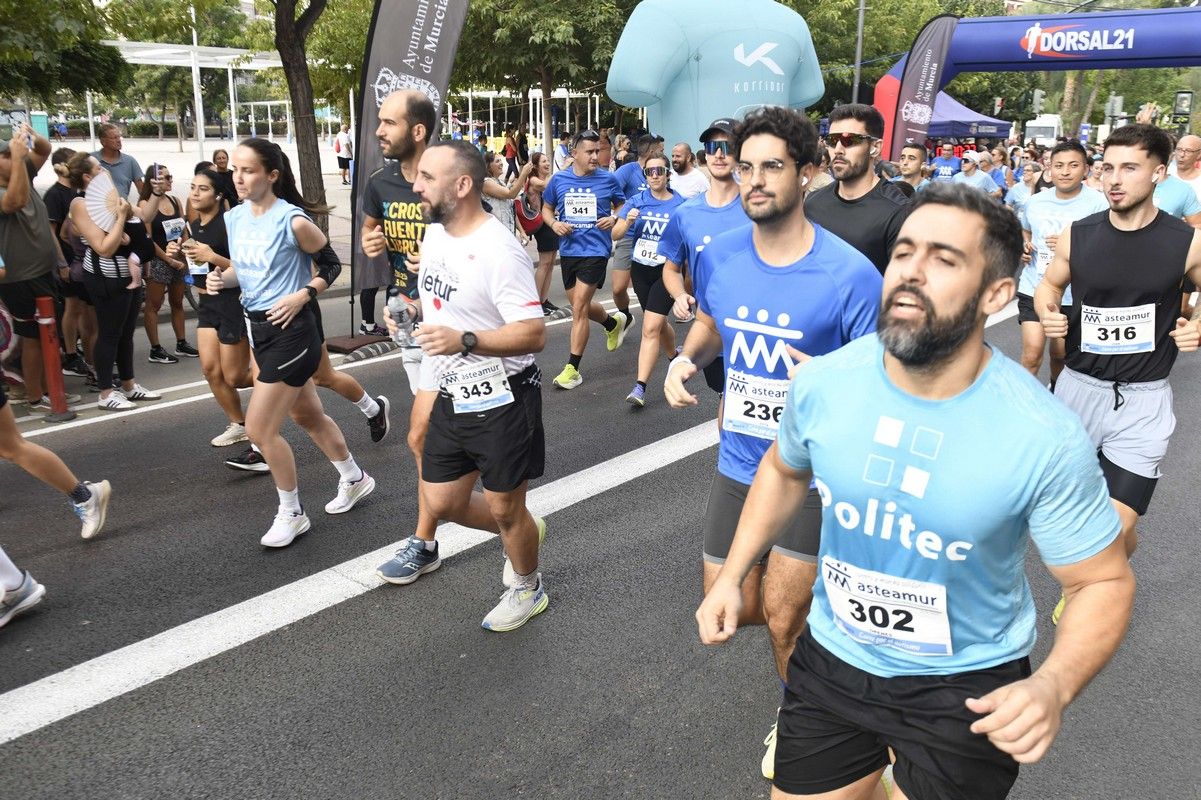 La carrera y marcha Solidaria Asteamur, en imágenes
