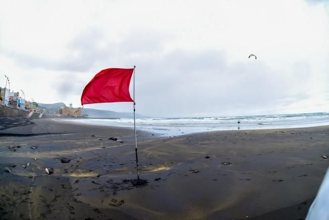 Bandera roja en la Cicer por mal tiempo.