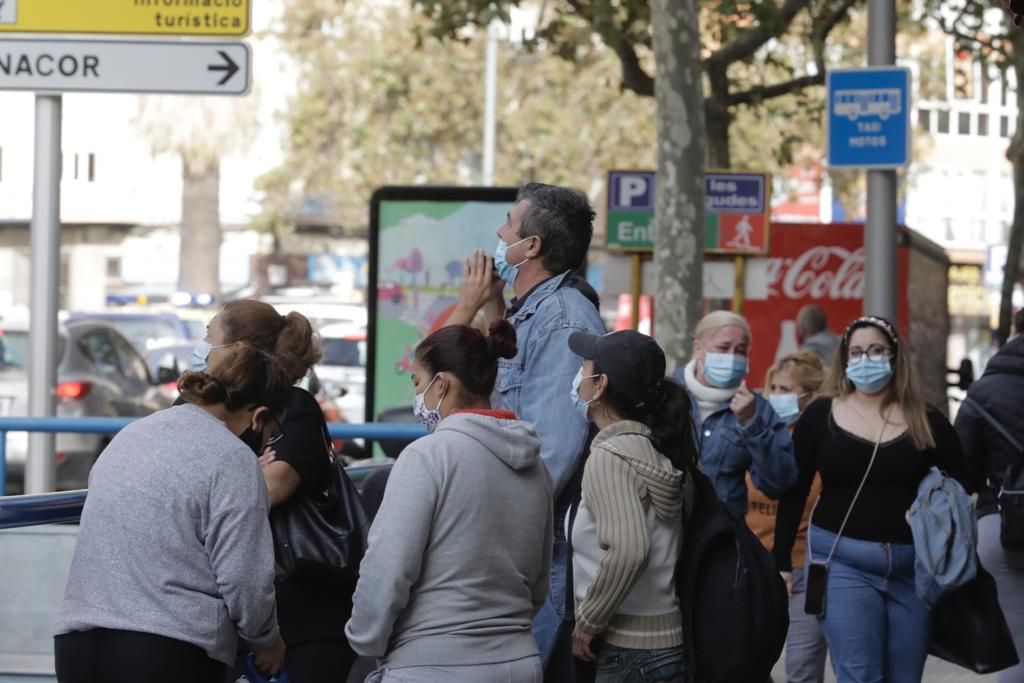 Varios intoxicados en el incendio de un ático en Avenidas