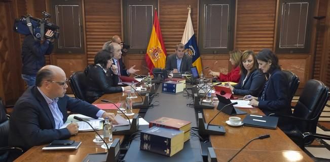 Reunión del Consejo de Gobierno, sin concejeros ...