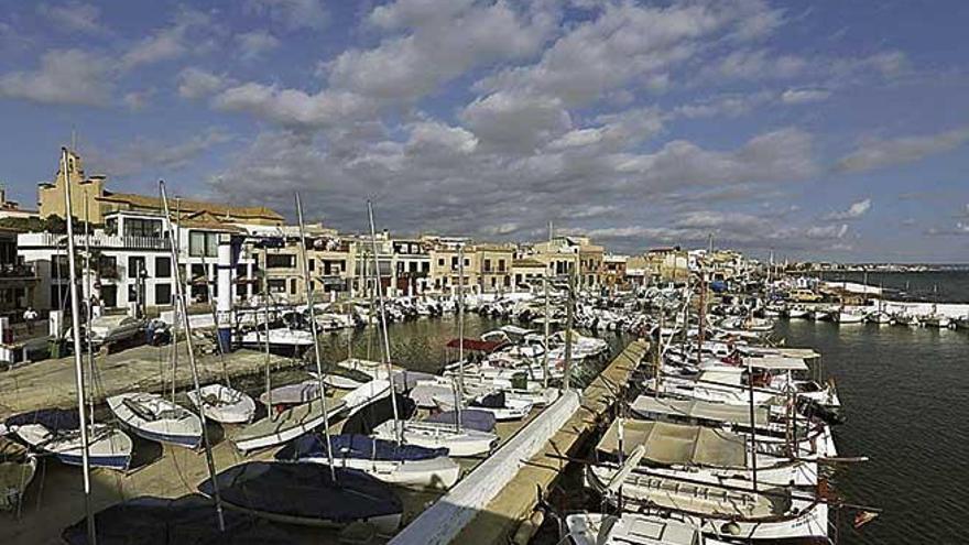 Las obras en el tradicional puerto del Molinar deben comenzar a mediados de marzo.