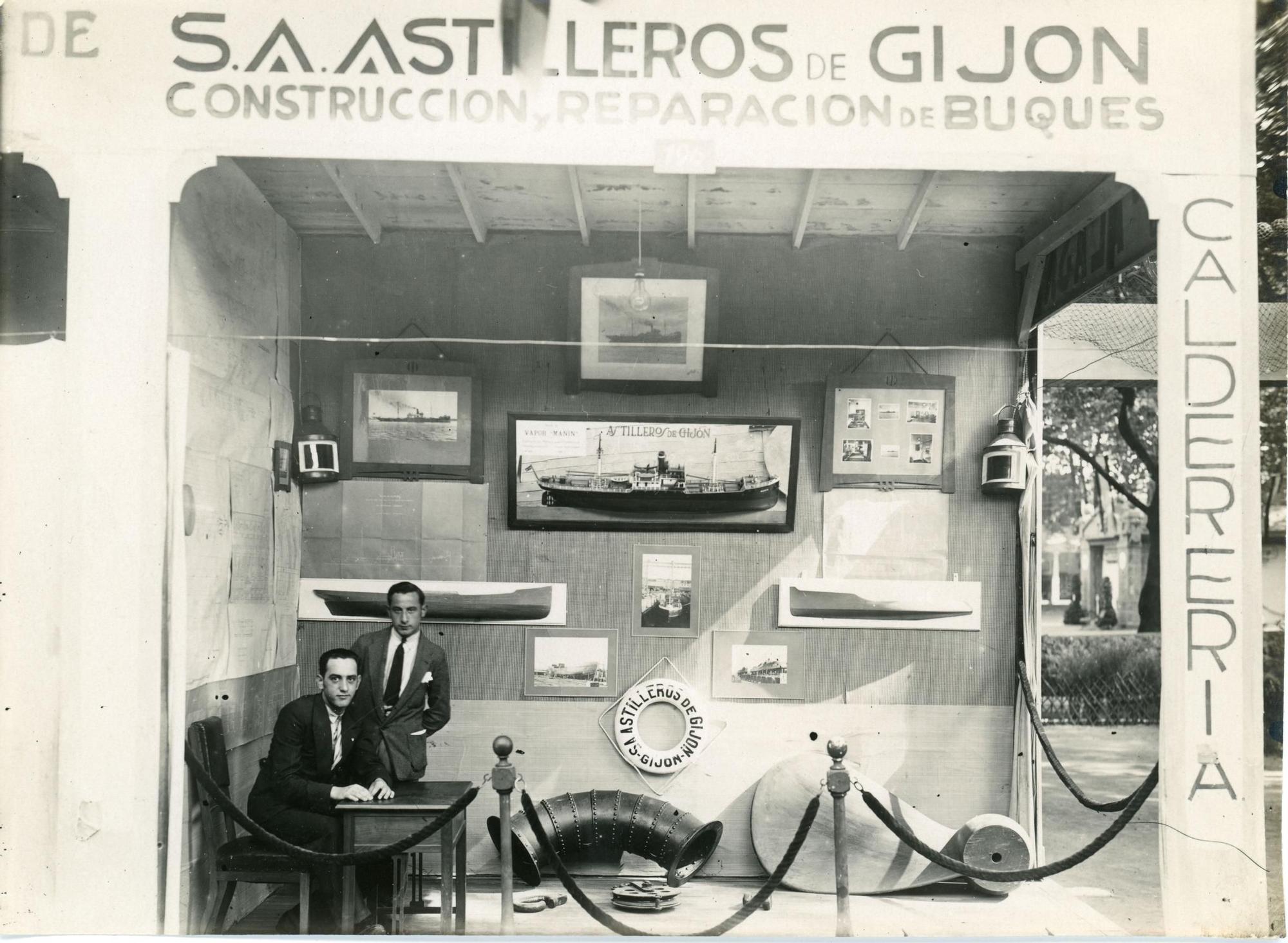 MAYO. Puesto de Astilleros de Gijón en la Feria de Muestras de 1929.