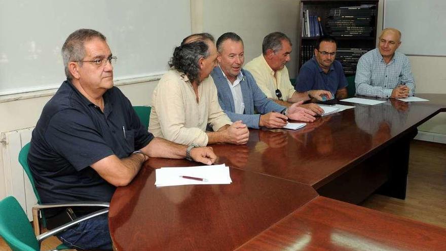 Representantes de UPA, Asaja y UCCL presentan la manifestación que recorrerá Valladolid el 30 de agosto.