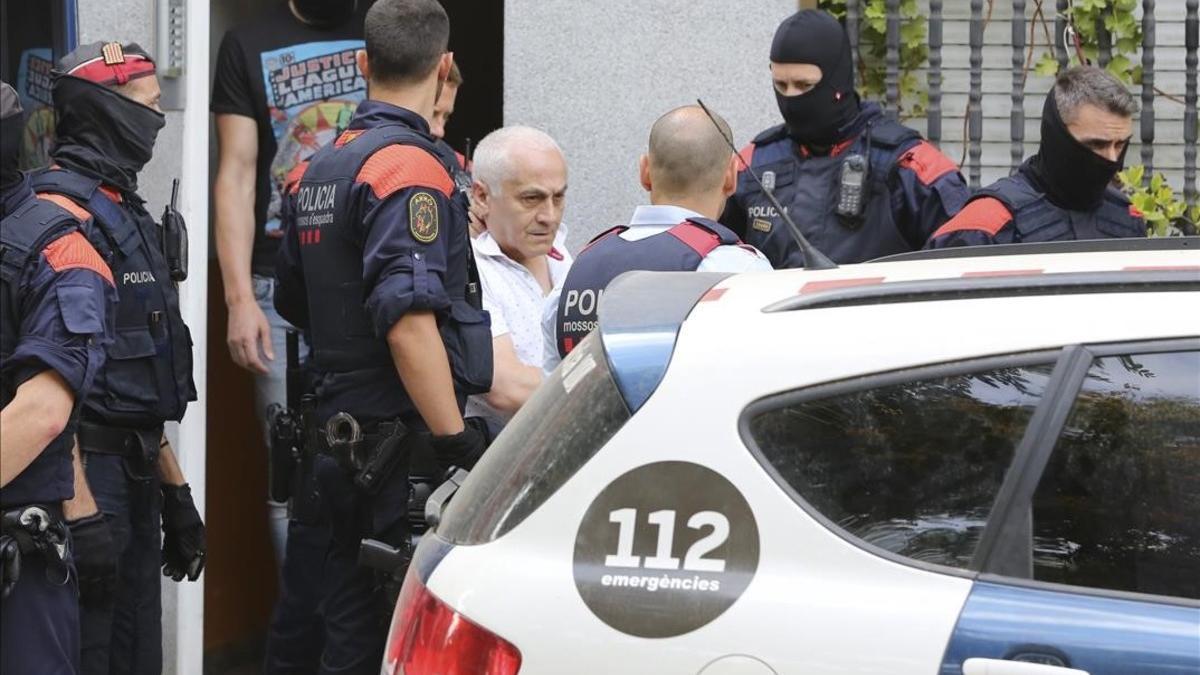 Uno de los dos detenidos por los Mossos en Badalona en la 'operación Nápoles' contra la mafia Armenia