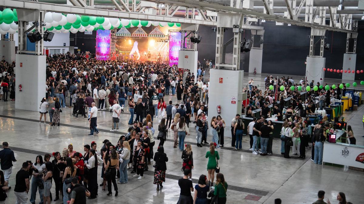 Ambiente en "el tardeo más grande de la historia"