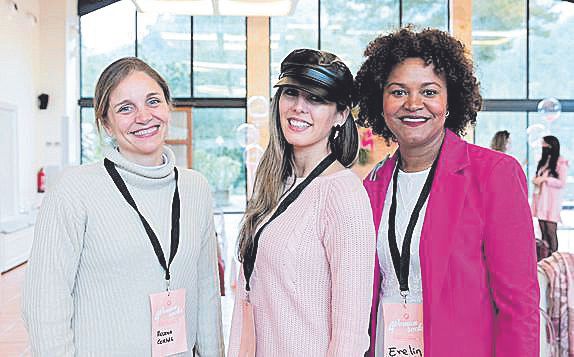 Helena Corral, Maria del Mar Santiesteban y Evelin Zapata.