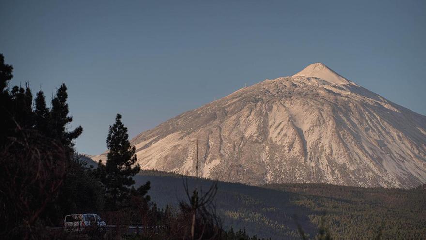 IGN Detects Seismic Activity Near Tenerife’s Mount Teide; Volcanic Alert Level Remains Unchanged