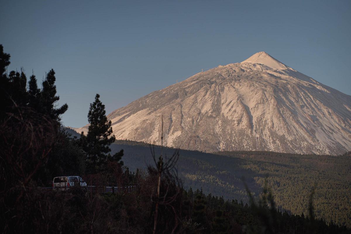El Teide nevado.