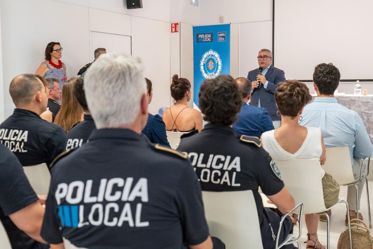 Acto de reconocimiento del Ayuntamiento de Inca a los policías locales.