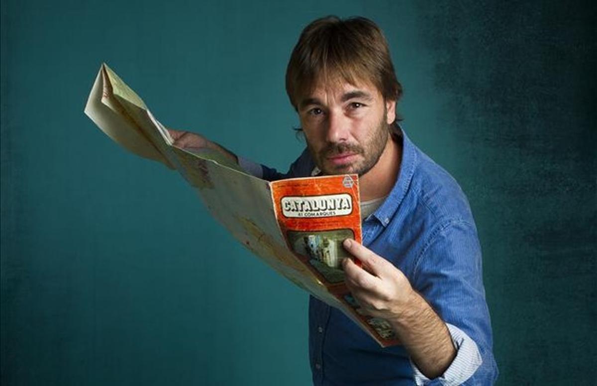 Quim Masferrer, con un viejo mapa de Catalunya, durante la entrevista realizada en EL PERIÓDICO, hace unos días. Quim Masferrer, con un viejo mapa de Catalunya, durante la entrevista realizada en EL PERIÓDICO, hace unos días.