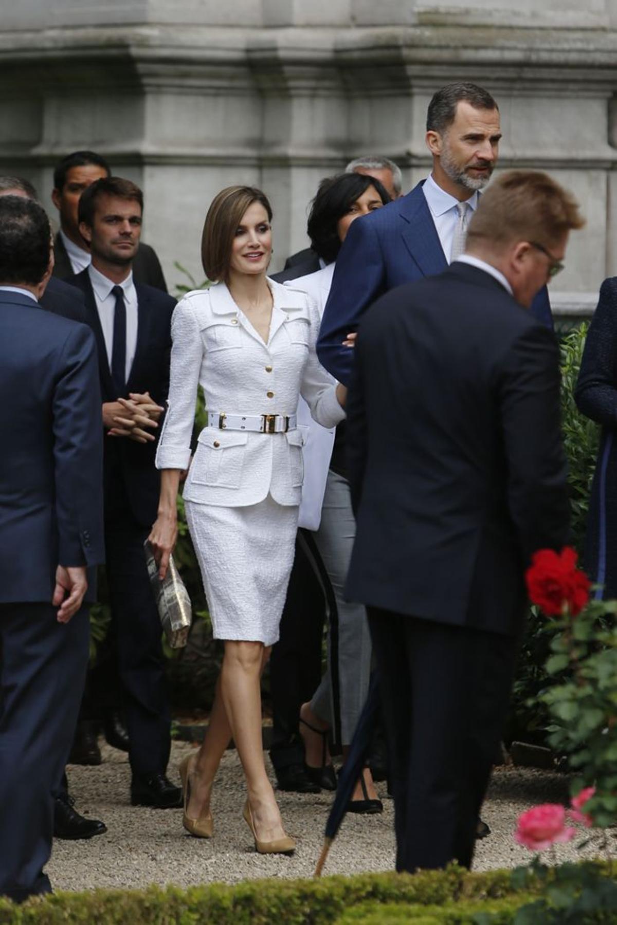 El impecable look de Doña Letizia en París