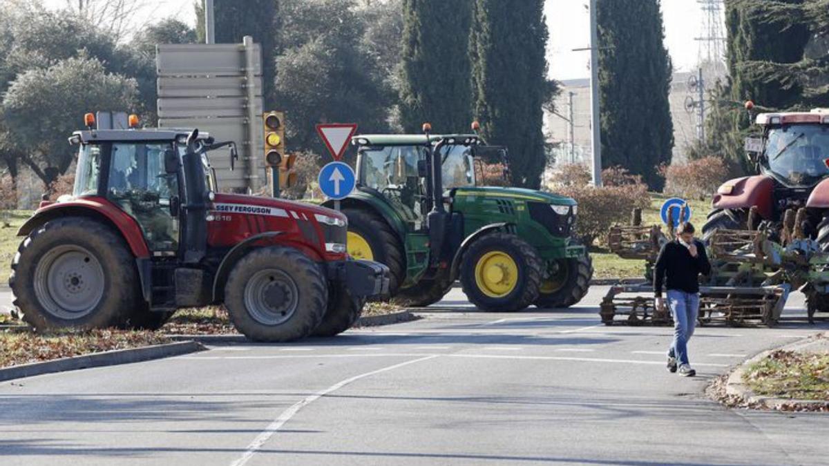 Protesta del sector lleter a Girona per reclamar «preus més justos»  |  