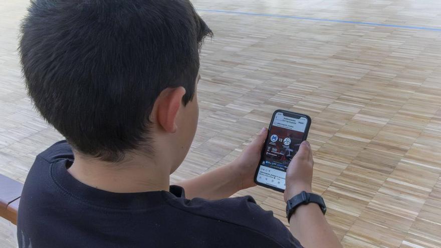 Expertos reclaman que la informática sea «central» y «obligatoria» en las aulas gallegas para educar al alumnado en el uso crítico de la tecnología