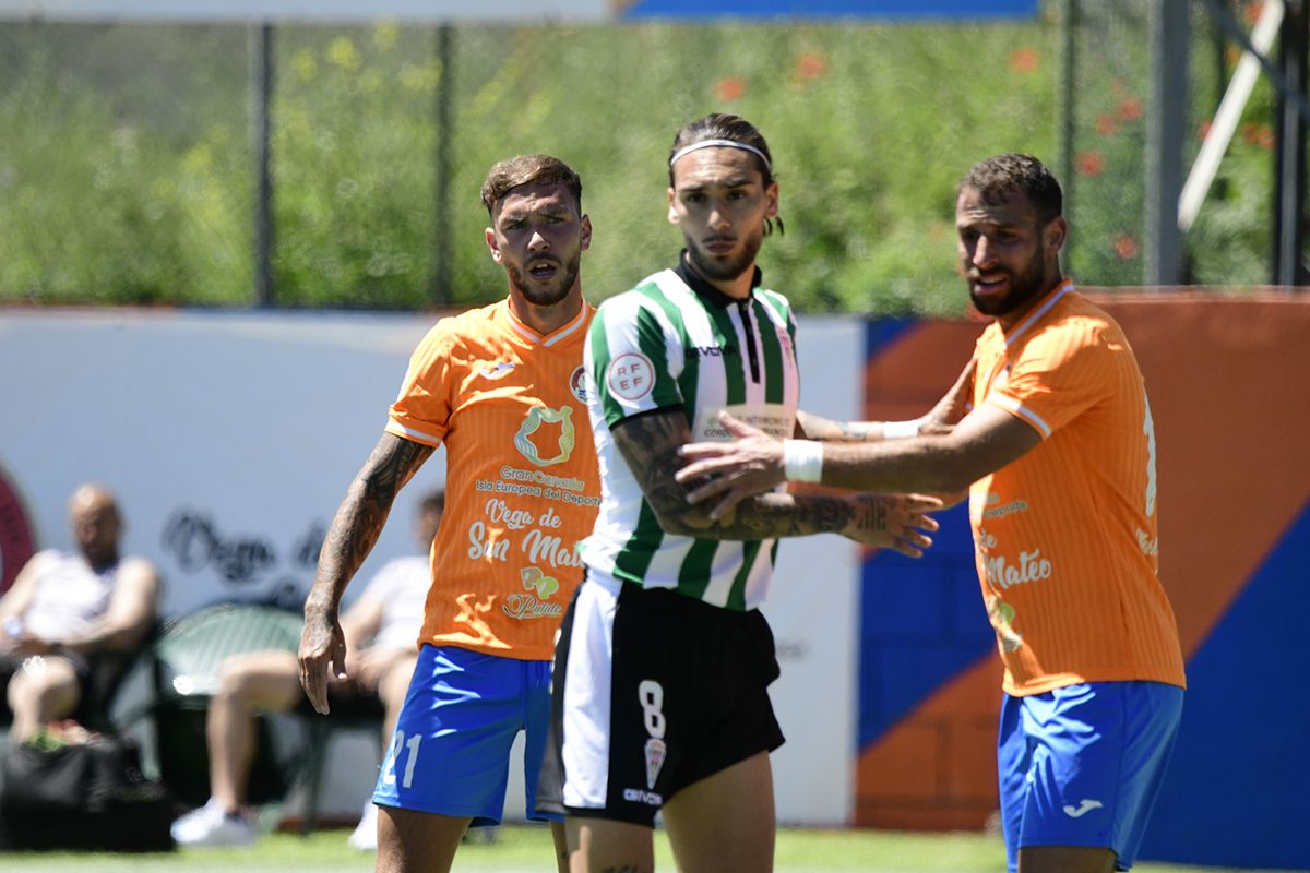 Las imágenes del partido entre el Panadería Pulido y el Córdoba CF