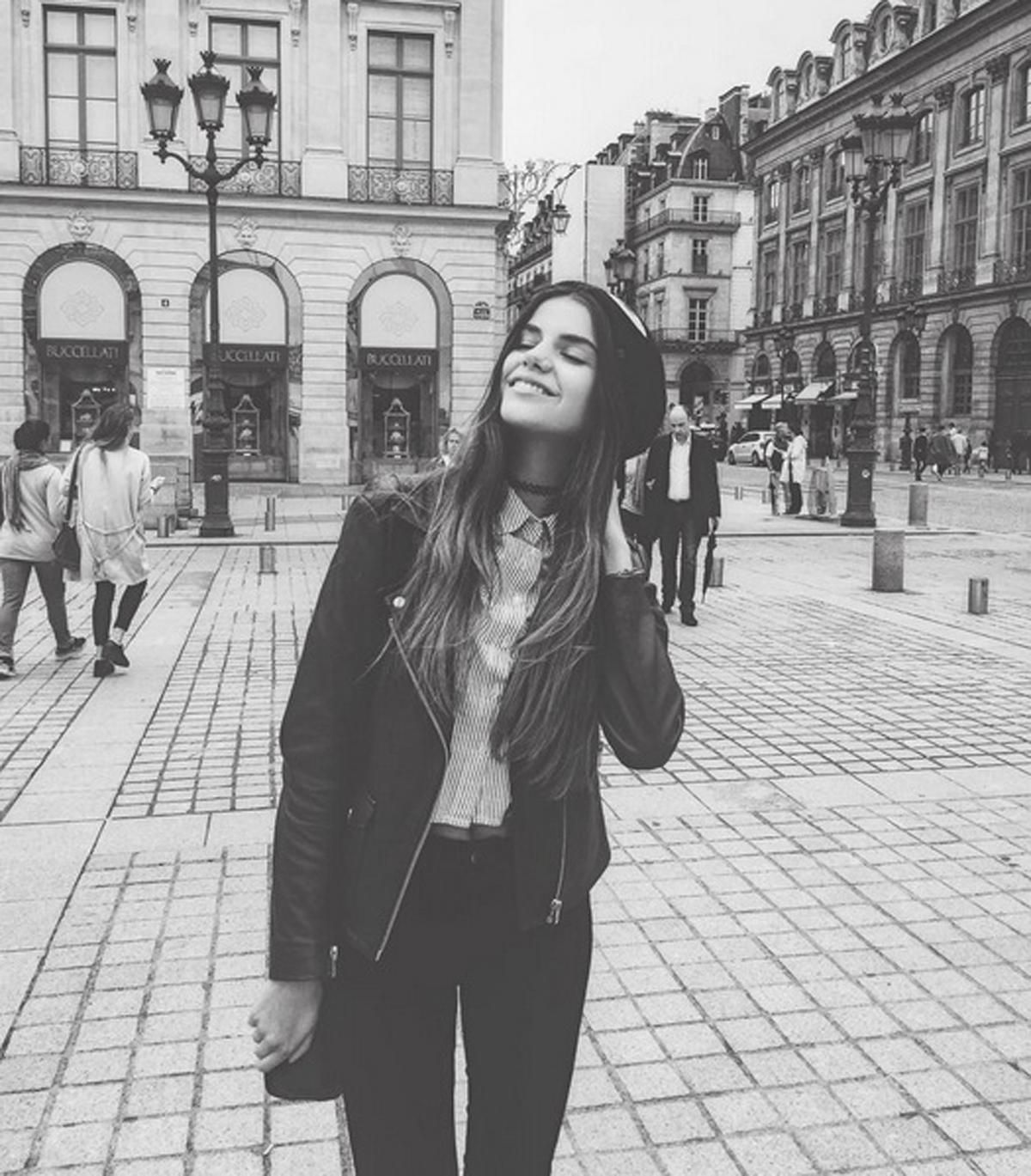 Brooklyn Beckham solo tiene ojos para Sonia Ben Ammar