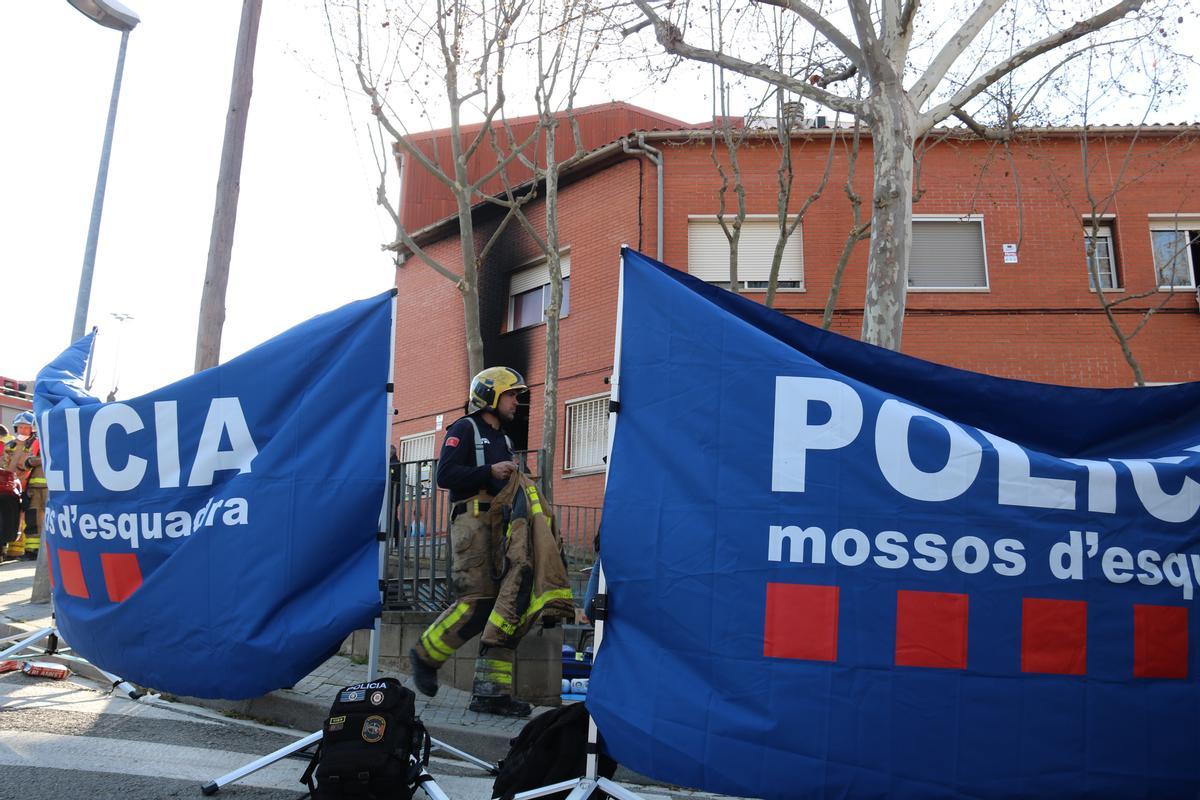 Tres muertos en el incendio de un edificio en Rubí