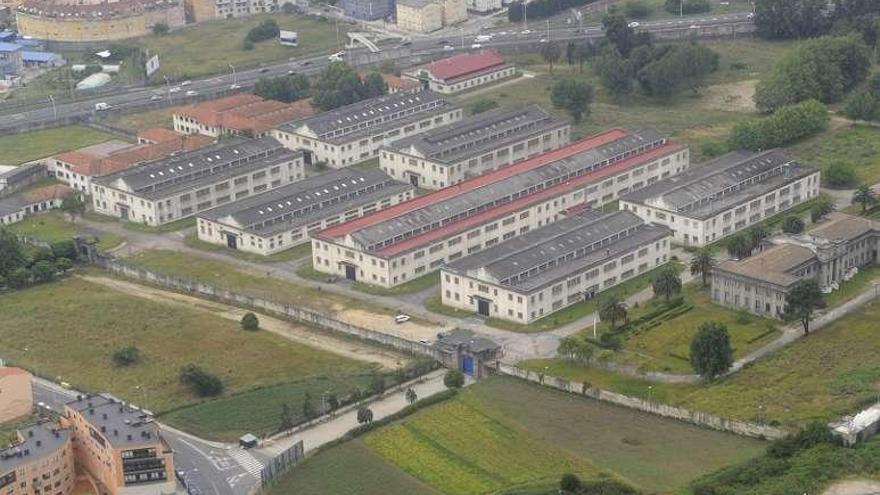 La fábrica de armas desde el aire.