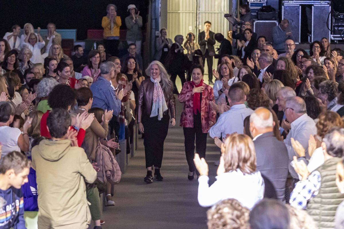 EN IMÁGENES: Las premios "Princesa" María Pagés y Carmen Linares protagonizan la presentación del documental sobre flamenco en La Vega EN IMÁGENES: Las premios "Princesa" María Pagés y Carmen Linares protagonizan la presentación del documental sobre flamenco en La Vega