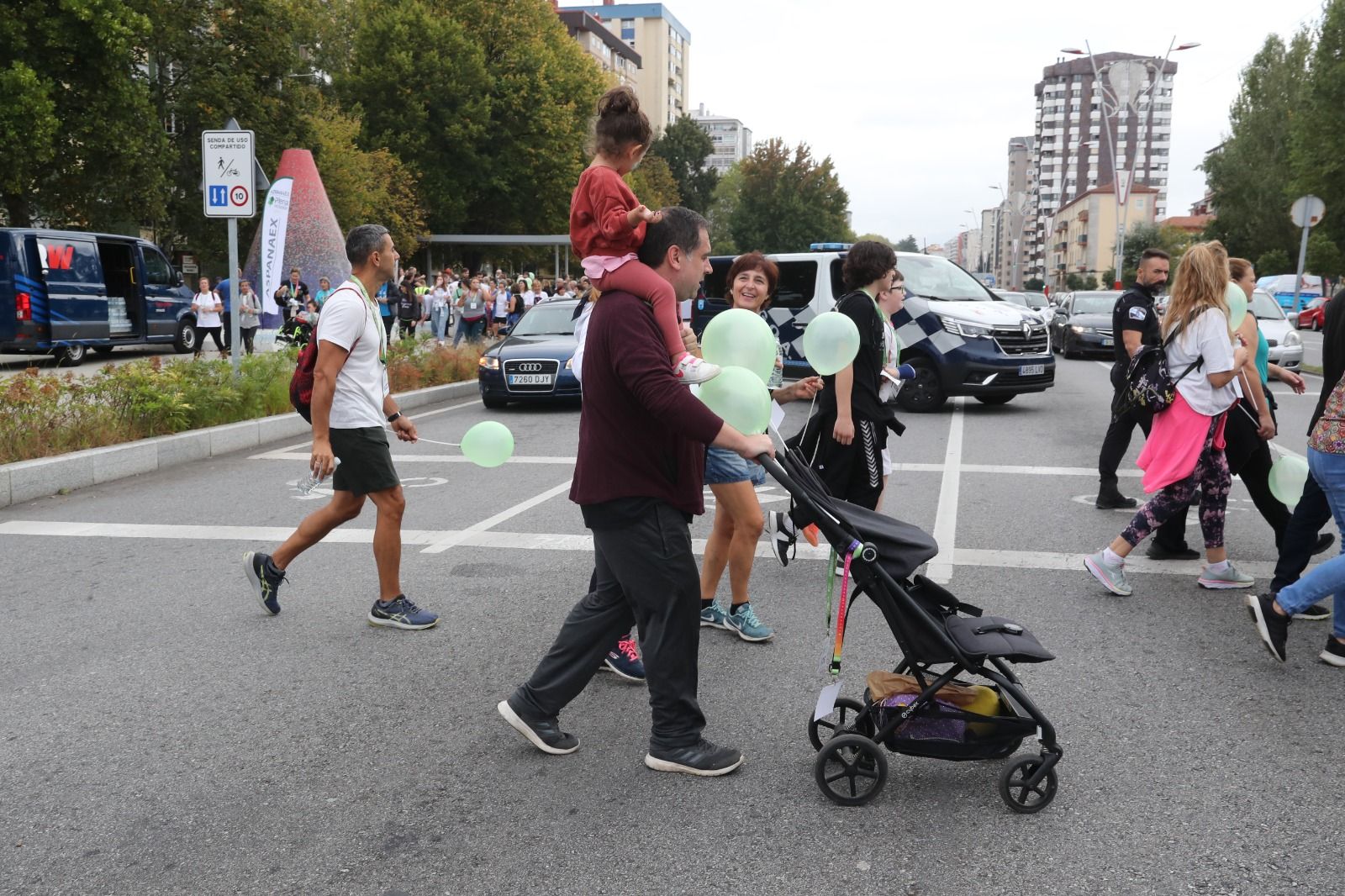 Vigo marcha en favor de Aspanaex