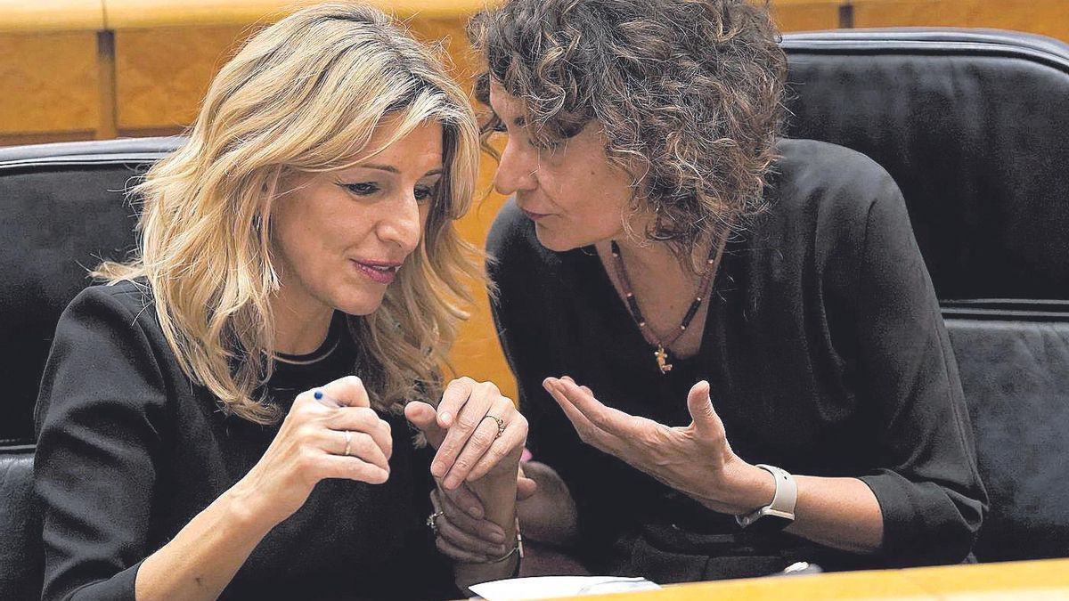 Las vicepresidentas Yolanda Díaz y María Jesús Montero, en el Senado, en una imagen de archivo