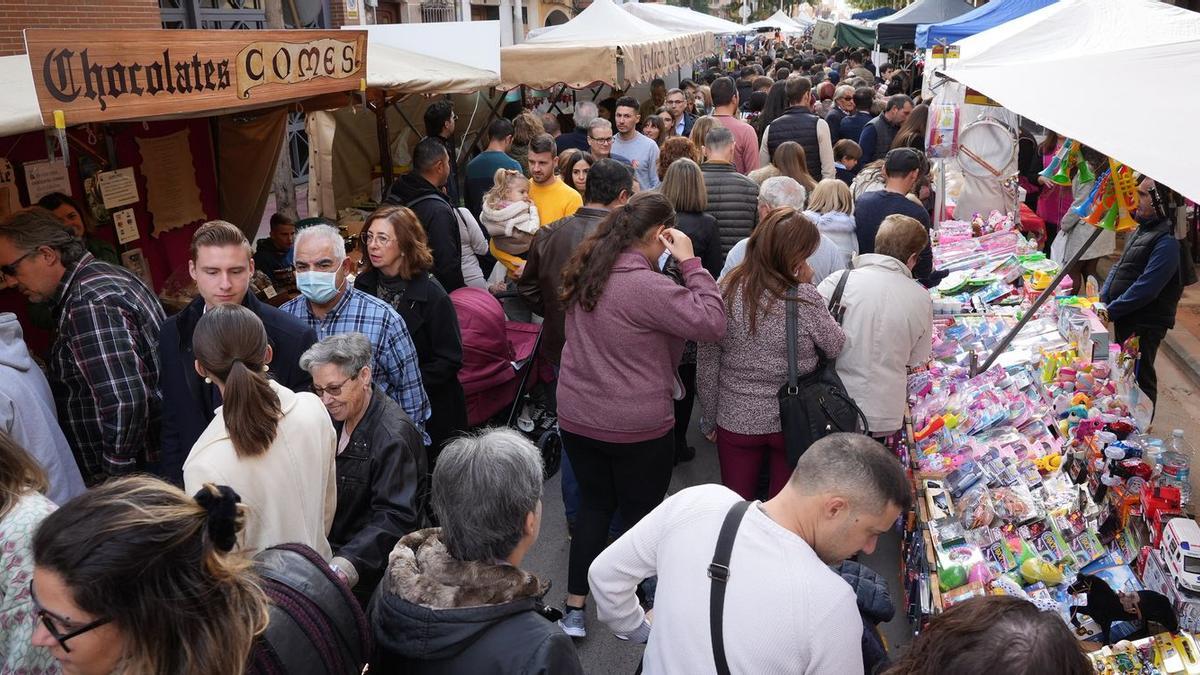 Miles de personas volverán a disfrutar, el próximo domingo, de la tradicional Fira de Santa Caterina de Vila-real.