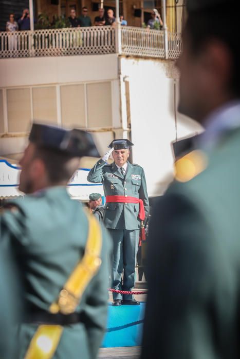 La Guardia Civil recibe un homenaje en Torrevieja