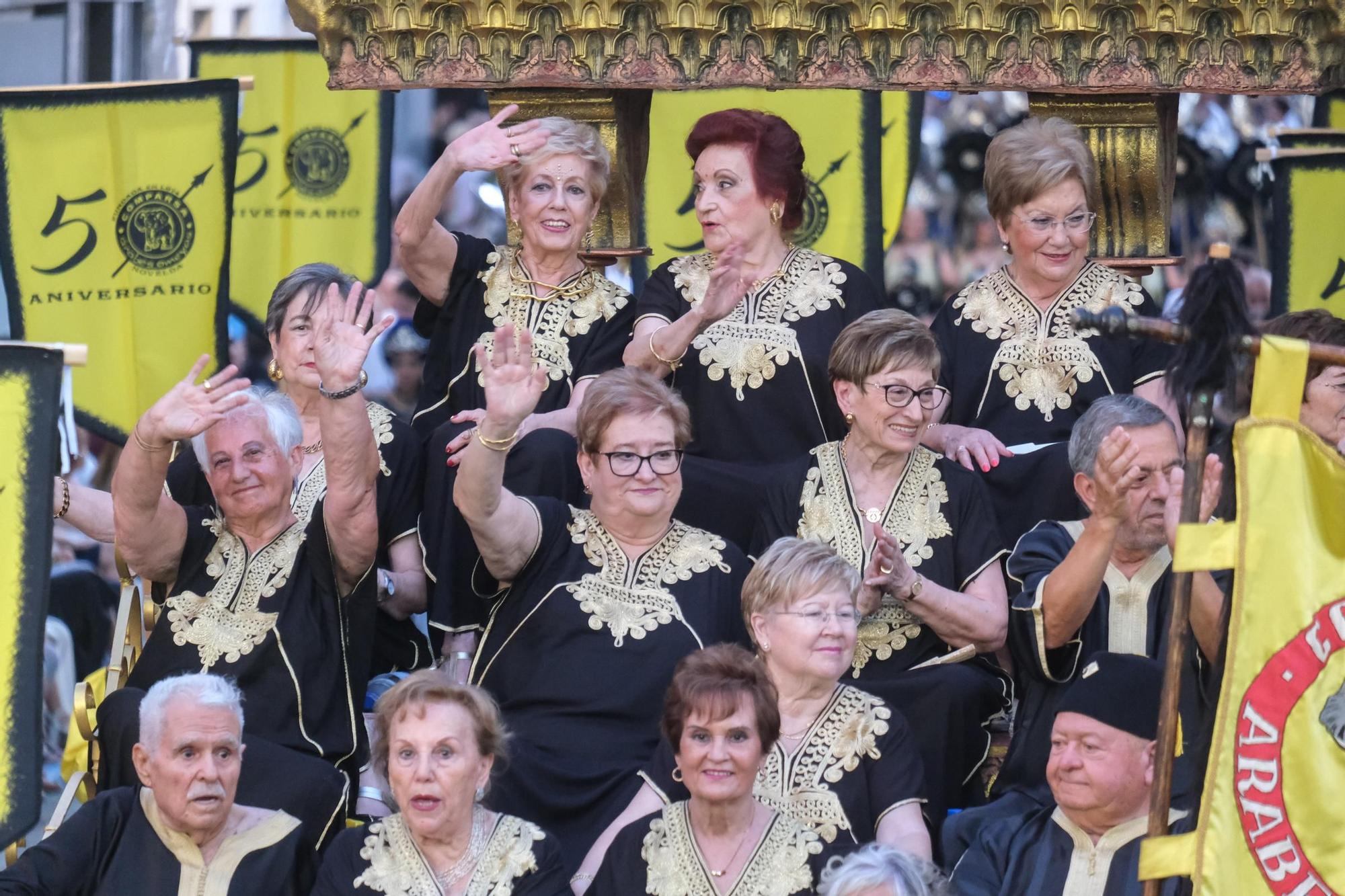 La Entrada Mora de las fiestas de Novelda, en imágenes