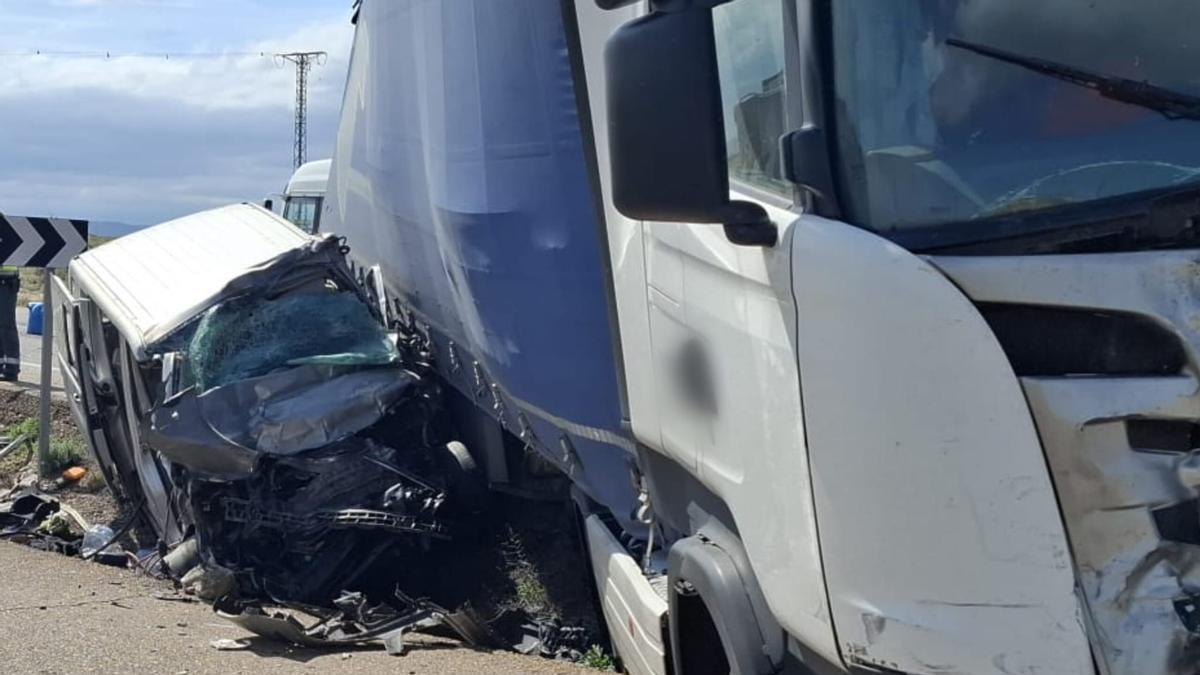 Martes negro en las carreteras aragonesas con seis muertos en siete horas
