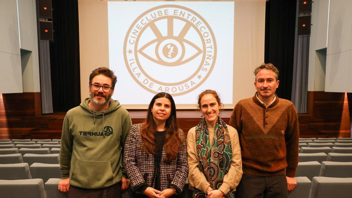 Unha das actividades do Cineclube Entrecortiñas da Illa.