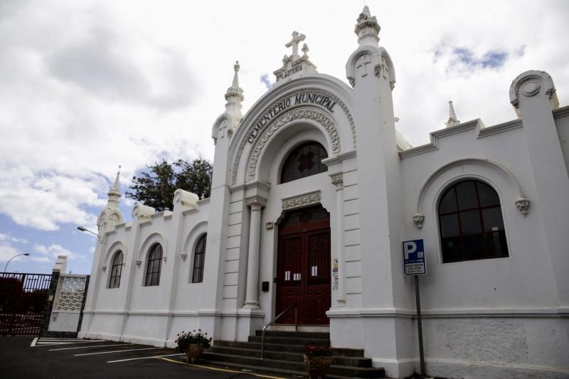 Santa Cruz de Tenerife cierra los cementerios