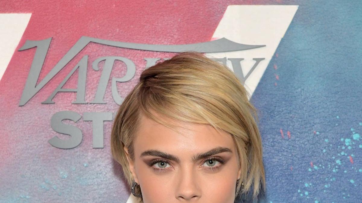 Cara Delevingne es muy versátil en lo que a cortes de pelo se refiere