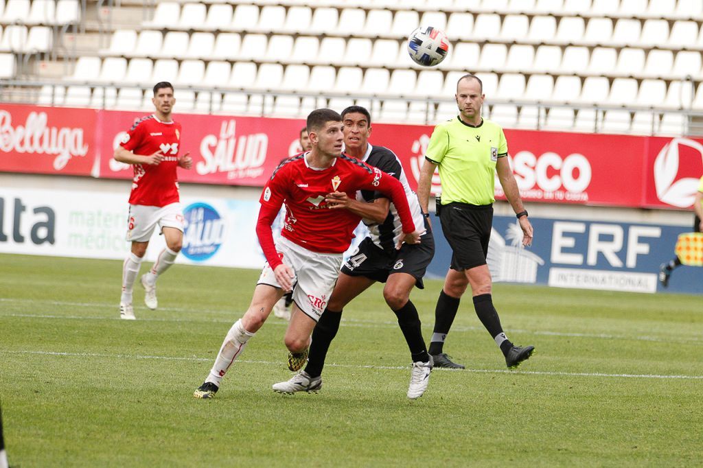 El Real Murcia no levanta cabeza (0-0)