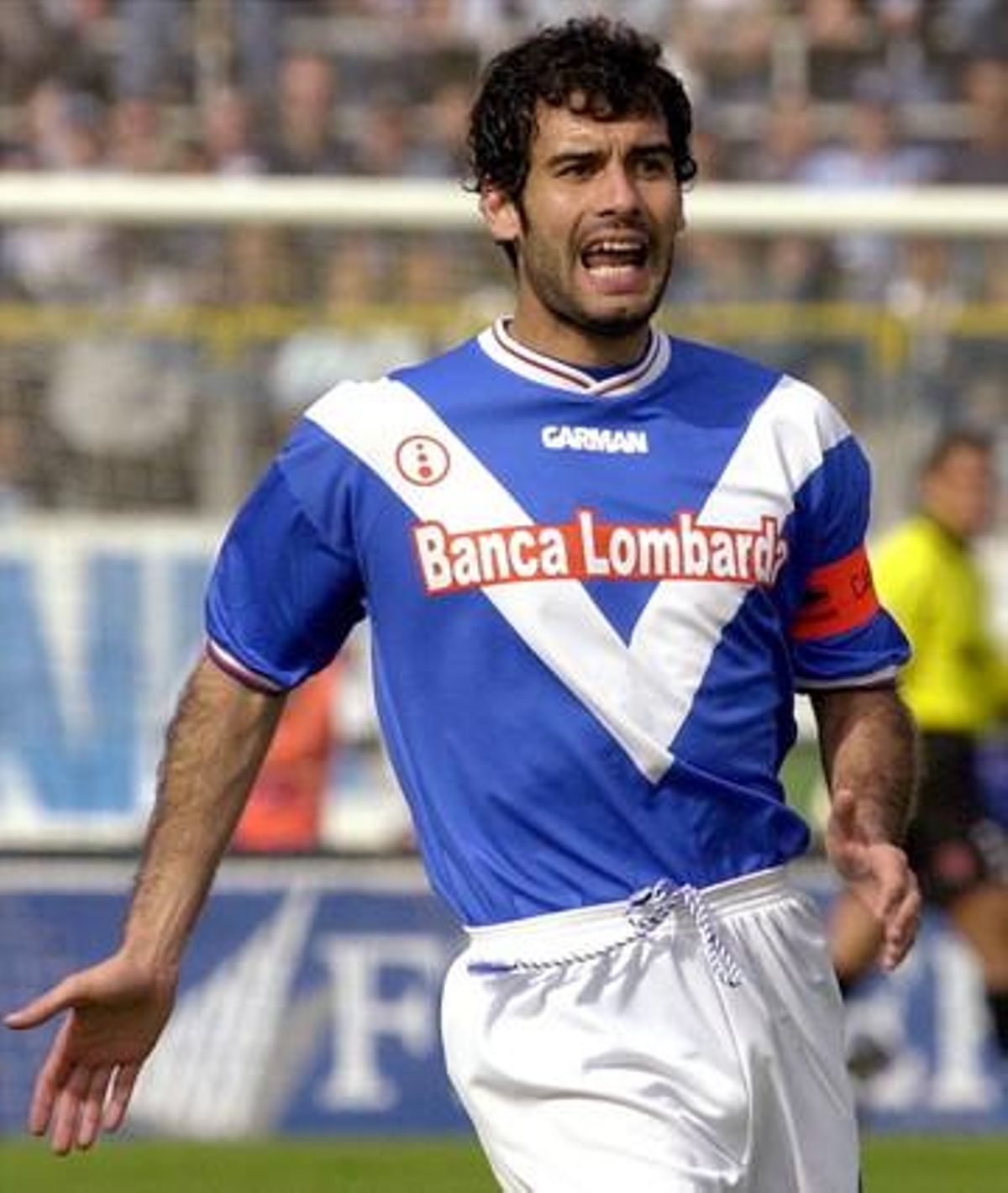 El futbolista, vestint la samarreta del Brescia el 2002.