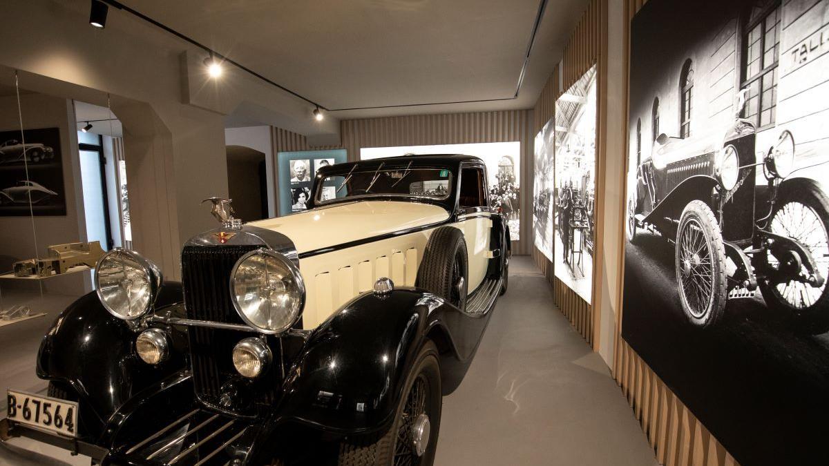 L'espectacular vehicle que s'exhibeix a l'espai dedicat a la Hispano-Suiza.