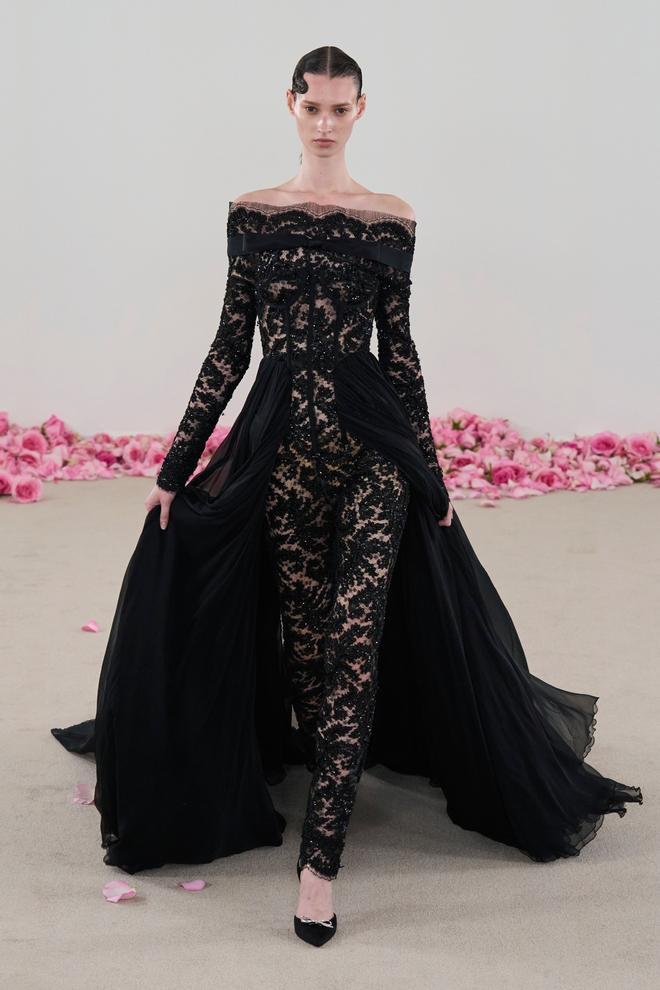 Mono de la colección de Alta Costura de Giambattista Valli